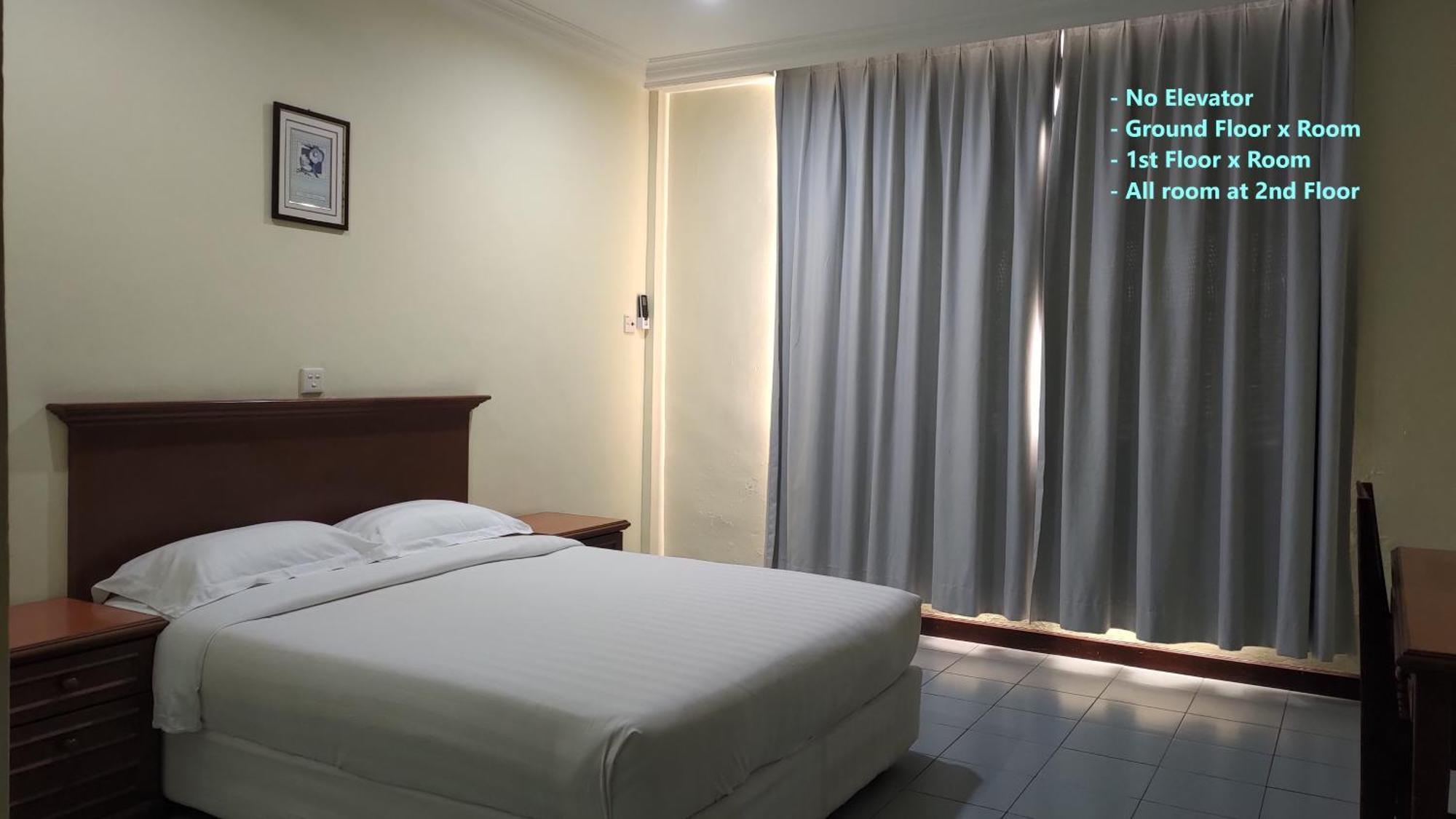 The Upper Deck Hotel Kudat Exterior photo