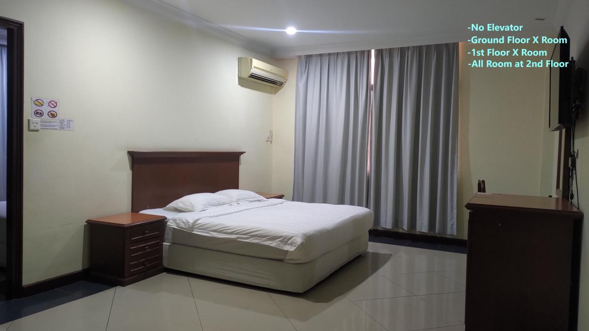 The Upper Deck Hotel Kudat Exterior photo